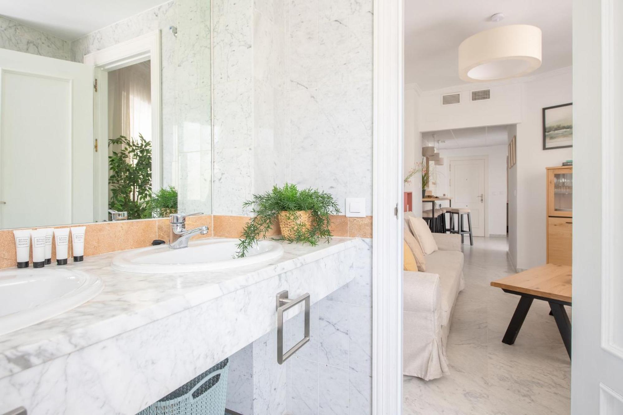 Jardines Del Prado Suite Apartment Sevilla Eksteriør billede